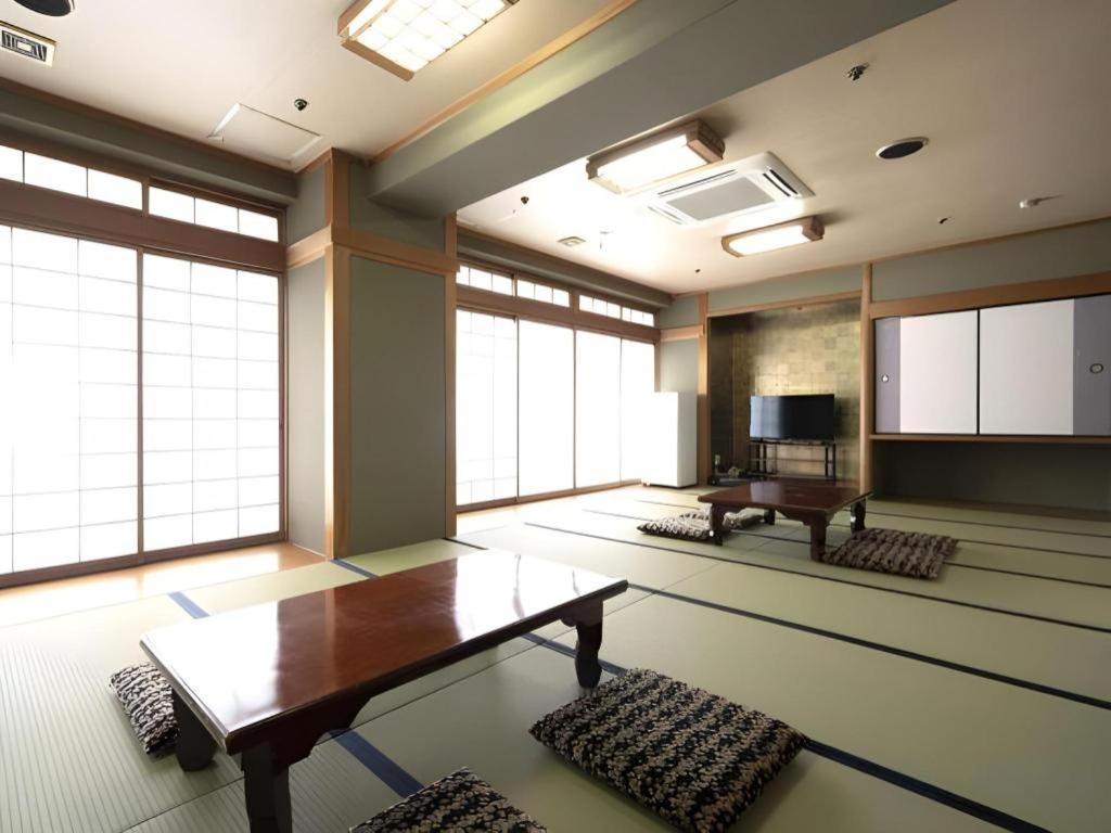 Royal Hotel Uohachi Toyota  Buitenkant foto